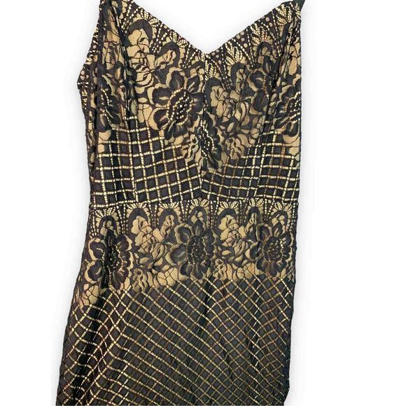 Lulu’s nude w/ black lace cocktail dress - Picture 2 of 6